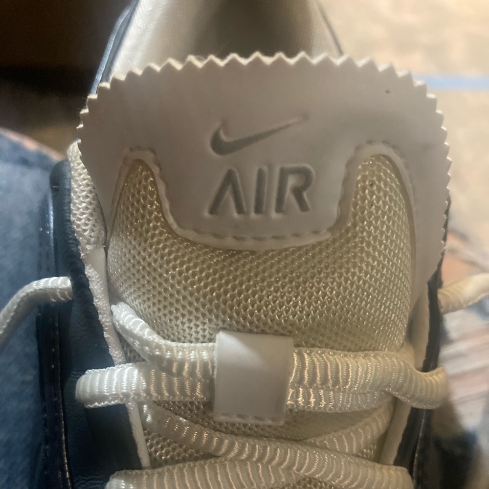 NIKE AIR TAC POWER CHANNEL LEATHER GOLF SHOES